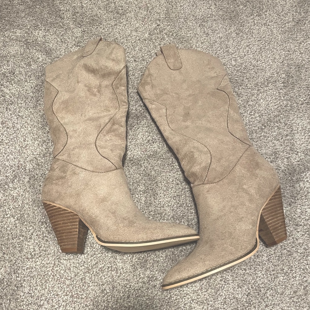 Vici Boots